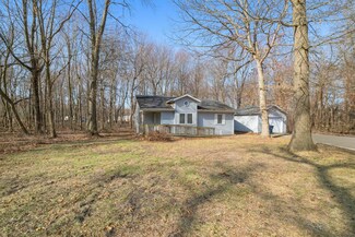 115 Fox Lake Ave, Michigan City, IN 46360