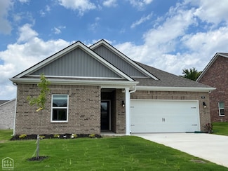 747 Edgemont Cir, Jonesboro, AR 72405