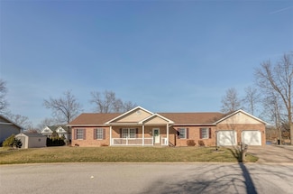 307 Lakewood Ct, Brighton, IL 62012