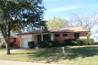 1731 Buena Vista St, Mesquite, TX 75149