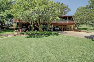 8360 Eagle Mountain Cir, Fort Worth, TX 76135