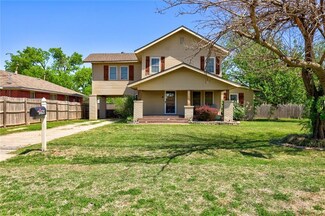 5621 NW 42nd St, Warr Acres, OK 73122