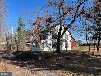 1139 Ben Franklin Hwy E, Douglassville, PA 19518