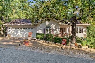 17 Coronado Ln, Hot Springs Village, AR 71909