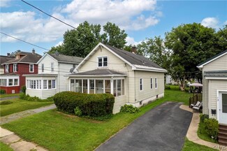 11 Coventry Ave, Yorkville, NY 13495