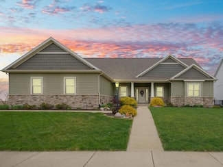 5022 Abbey Fields Dr, Champaign, IL 61822