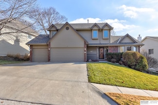 16119 Davenport St, Omaha, NE 68118
