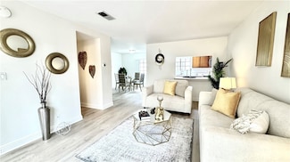 2971 Plaza Del Amo Unit 243, Torrance, CA 90503