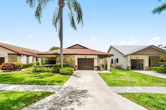 4932 Boxwood Cir, Boynton Beach, FL 33436