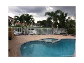 471 NW 107th Ave, Coral Springs, FL 33071