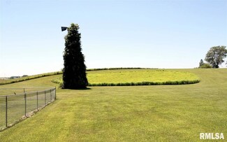 5115 306th St, Dixon, IA 52745