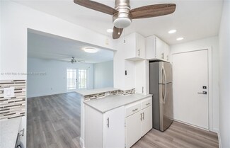 301 Sunrise Dr Unit 4AE, Key Biscayne, FL 33149