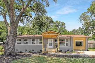 4219 Tipperary Place, Charlotte, NC 28215