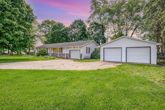 33560 Chicago Trail, New Carlisle, IN 46552