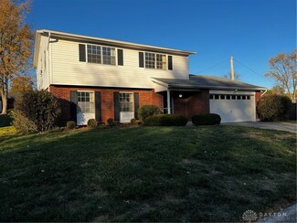 2487 Santa Rosa Dr, Dayton, OH 45440