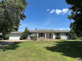5522 Fairfield Ln, Washington, MO 63090