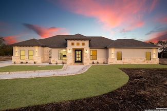 816 Serene Waters, Spring Branch, TX 78070