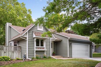 3650 Blue Jay Way, Saint Paul, MN 55123