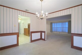 1590 Cherry Ln, Macungie, PA 18062