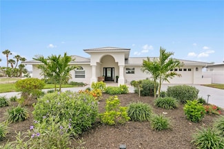 7060 S Shore Dr S, South Pasadena, FL 33707