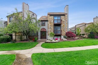 18 Emerald Ln, Old Bridge, NJ 08857