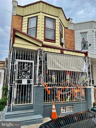 3417 Crystal St, Philadelphia, PA 19134
