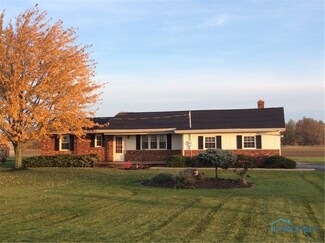 9171 W Genzman Rd, Oak Harbor, OH 43449