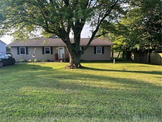 1066 Hollansburg Arcanum Rd, Hollansburg, OH 45332
