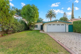 22616 Dolorosa St, Woodland Hills, CA 91367
