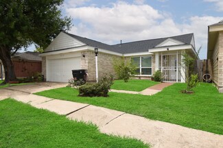6110 Gladewell Dr, Houston, TX 77072