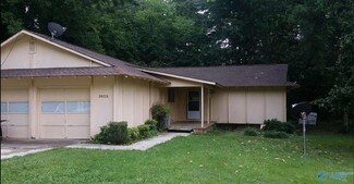 3629 Greenbriar Dr NW, Huntsville, AL 35810