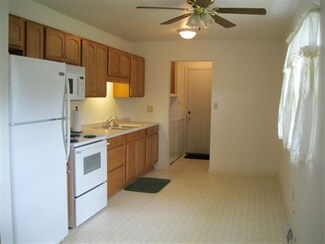 1410 Greenbriar St, Rapid City, SD 57701