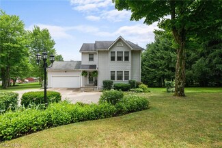 19025 Munn Rd, Chagrin Falls, OH 44023