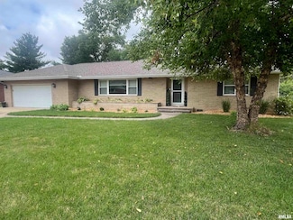 901 E Emerson St, Morton, IL 61550