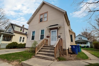 1015 E Walnut St, Green Bay, WI 54301