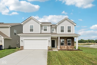 5002 Amber Wood Dr, Lawrence, IN 46235