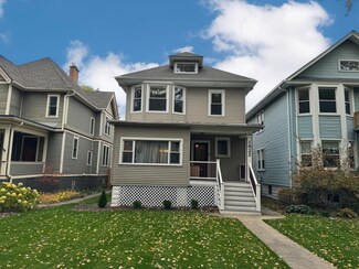 1822 W Greenleaf Ave Unit 1, Chicago, IL 60626