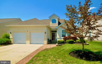 6 Osprey Ln, West Deptford, NJ 08086