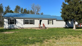 4258 Brunswick Rd, Holton, MI 49425