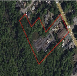 76 Main St, Foxborough, MA 02035