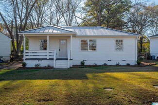 429 Woodvale Ln, Birmingham, AL 35209