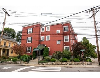 74 School St Unit 21, Waltham, MA 02452