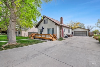 803 Yakima Ave, Filer, ID 83328