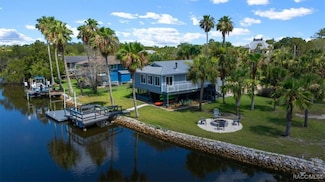 12046 W Gulf Breeze Ct, Crystal River, FL 34429