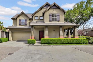 308 Pacific Dr, Mountain View, CA 94043