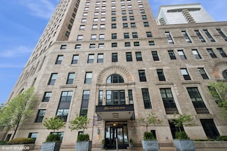 850 N Lake Shore Dr Unit 704, Chicago, IL 60611