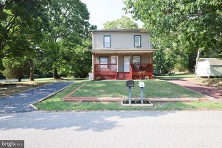 1202 New Peach St, Vineland, NJ 08360