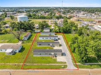 203 E Lincoln St, Sulphur, LA 70663