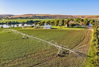 1429 E Cleveland Ave, Glenns Ferry, ID 83623