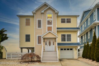 25 W Schuylkill Rd, Little Egg Harbor Township, NJ 08087